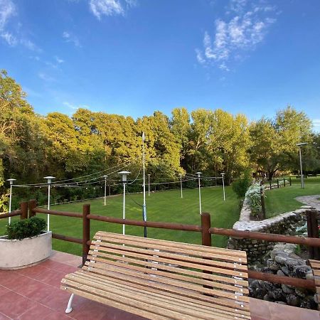 Esencia De Gredos Pension Ramacastanas Buitenkant foto