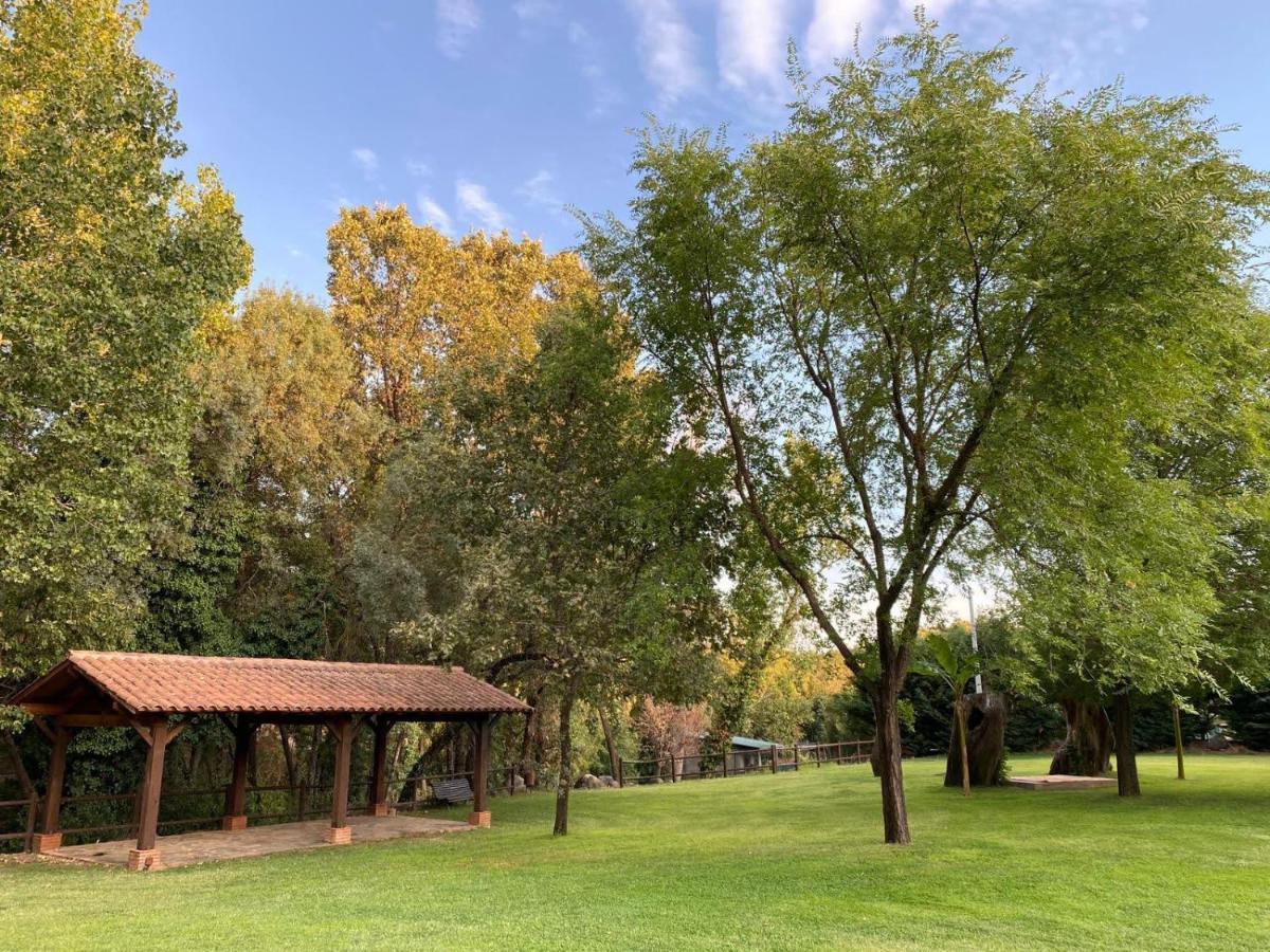 Esencia De Gredos Pension Ramacastanas Buitenkant foto