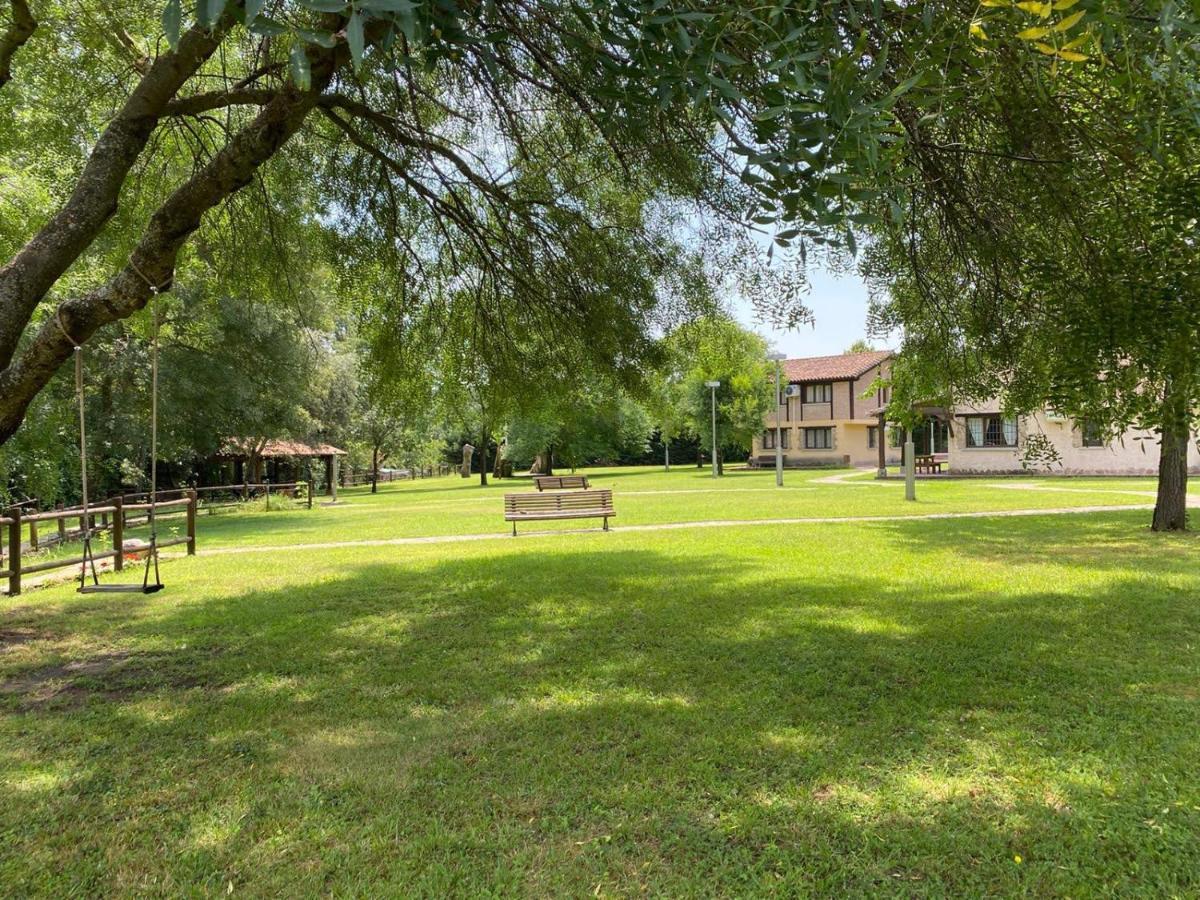 Esencia De Gredos Pension Ramacastanas Buitenkant foto
