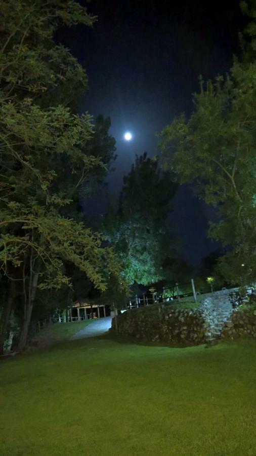 Esencia De Gredos Pension Ramacastanas Buitenkant foto